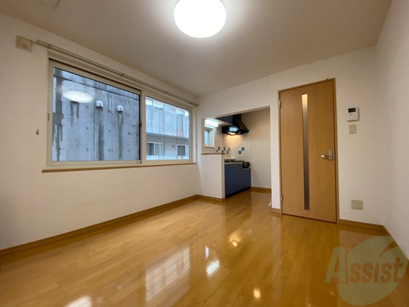 居室・リビング　広くてキレイなお部屋が広がっていて、充実した生活が送れそう。