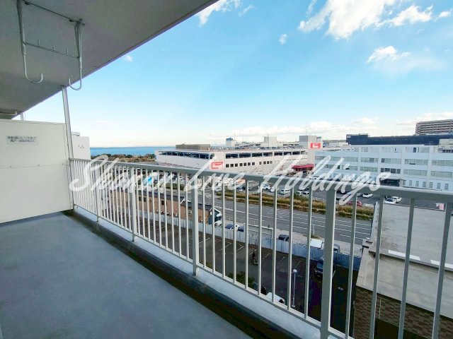 バルコニー　南東向き・前面棟無し♪日当たり良好♪※モデルルーム