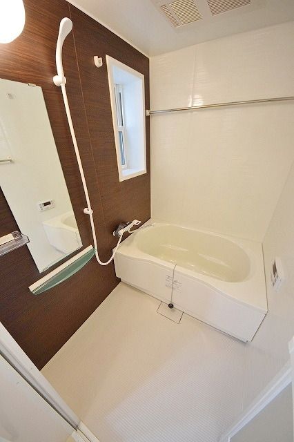 バス・シャワールーム　★お問い合わせはタウンハウジングまで★