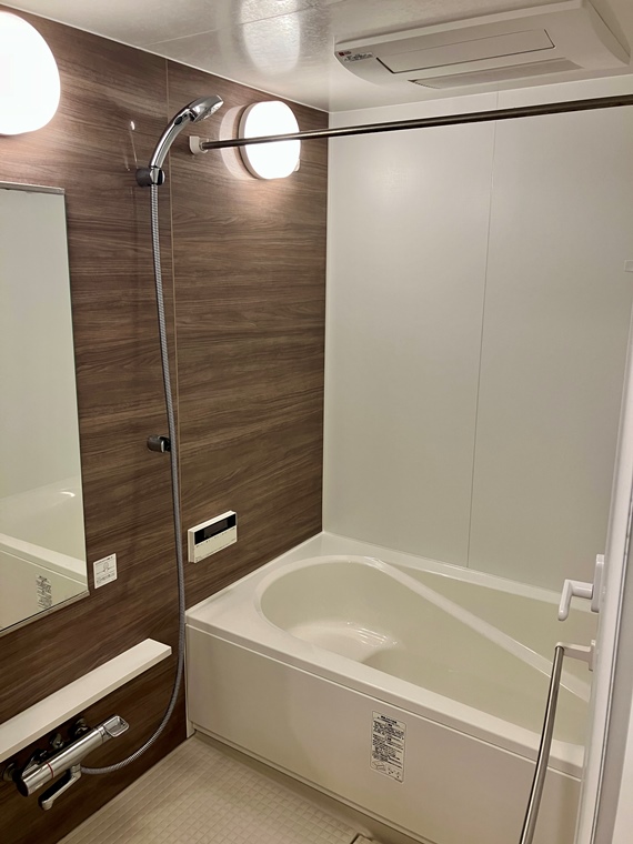 バス・シャワールーム