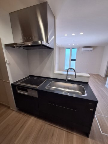 キッチン　IH3口システムキッチン