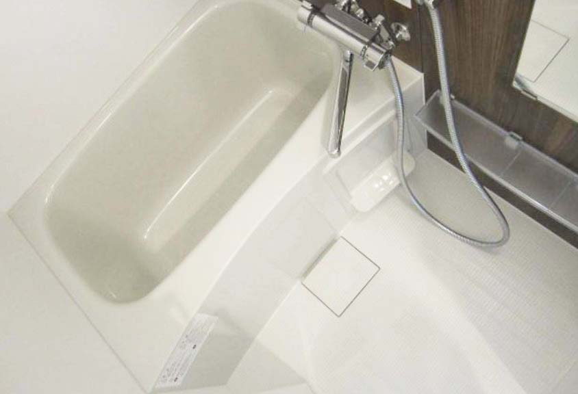 バス・シャワールーム　★ゆったりとできる広さの浴槽★