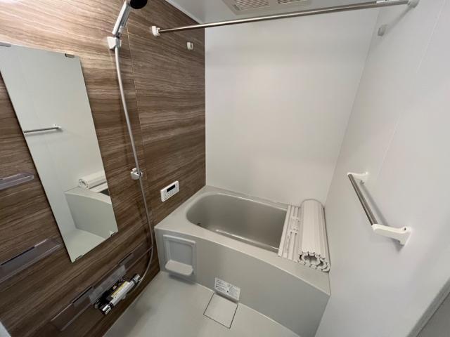 バス・シャワールーム　バス