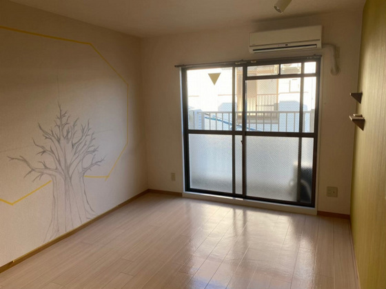 居室・リビング　※別部屋の写真です