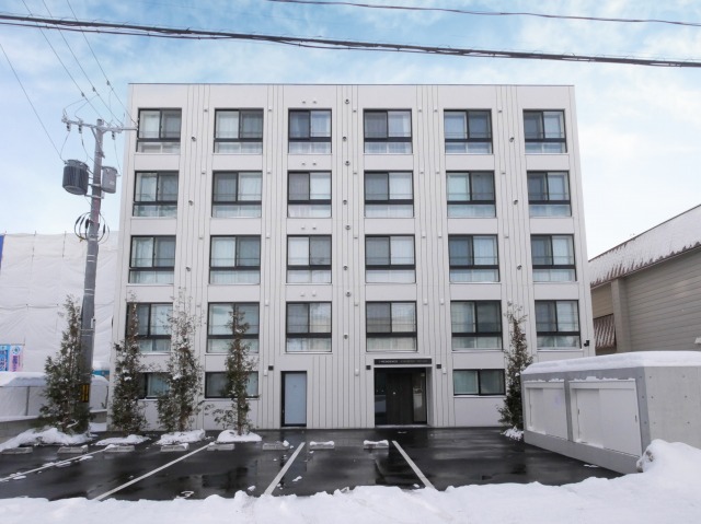 建物外観　☆物件名【Ｓ－ＲＥＳＩＤＥＮＣＥ厚別南】です！
