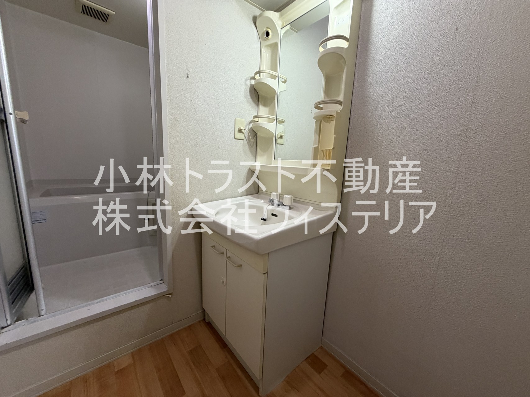 洗面設備　洗面化粧台