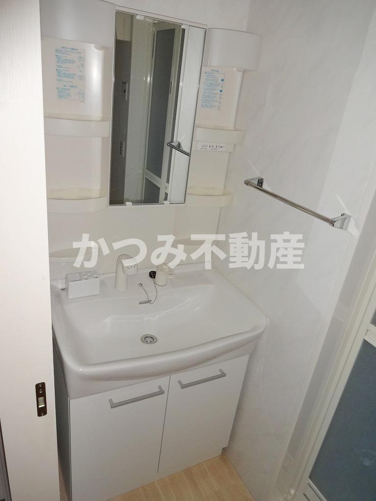 洗面設備　他のお部屋の写真です