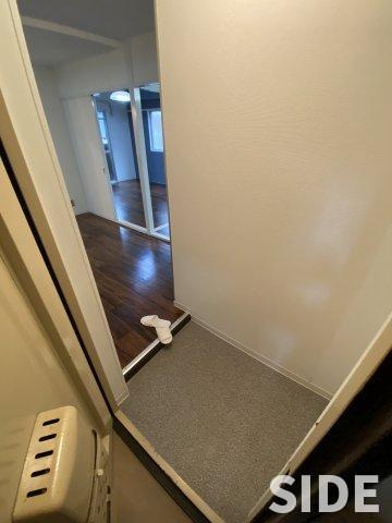 玄関　※別号室参考画像