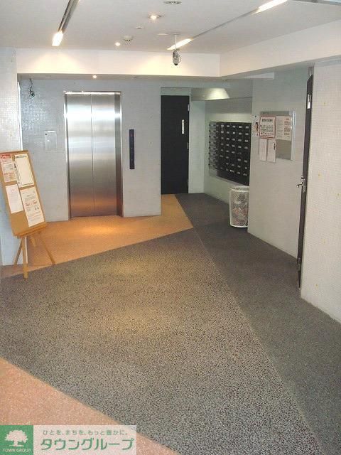 エントランス　エントランス