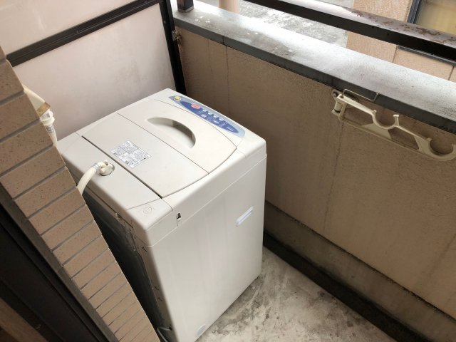 バルコニー　洗濯機
