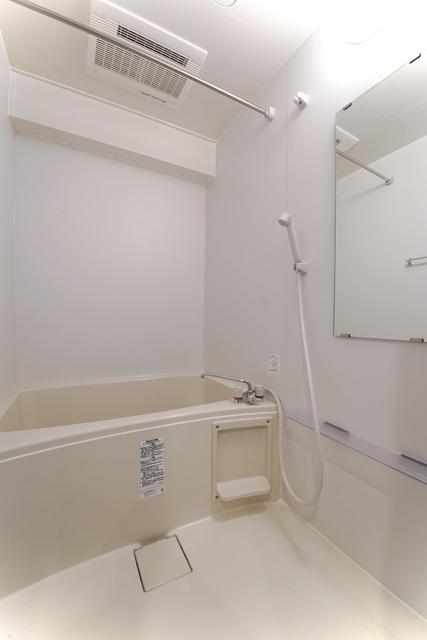 バス・シャワールーム　※写真は同タイプ住戸です。