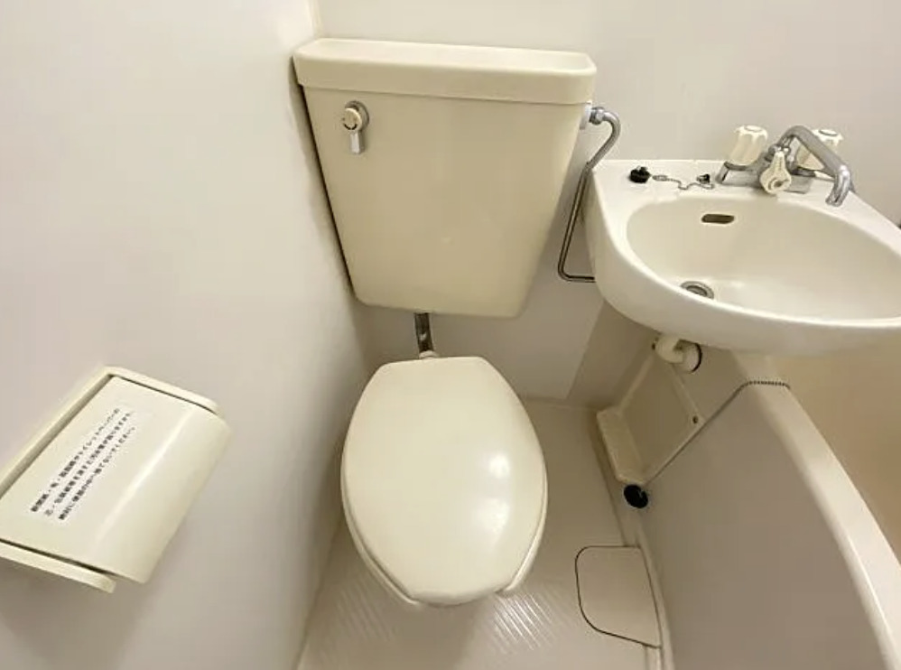 トイレ　トイレ