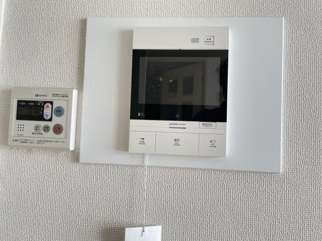 セキュリティ　モニター付きインターホン
