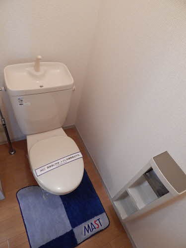 トイレ　シンプルで使いやすいトイレです※現状優先