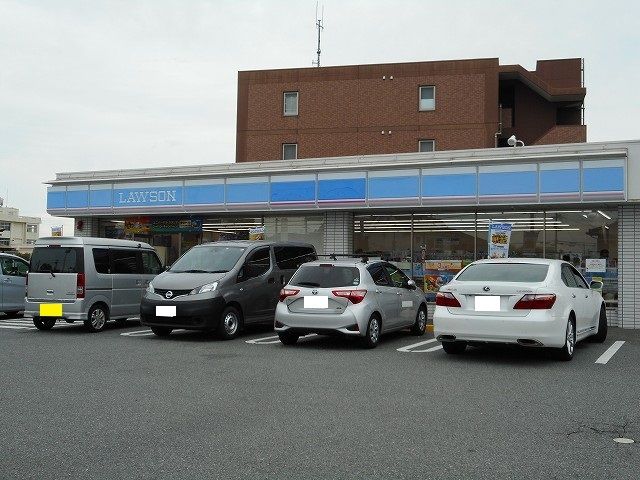 コンビニ　ローソン大久保町大窪店（コンビニ）まで500m