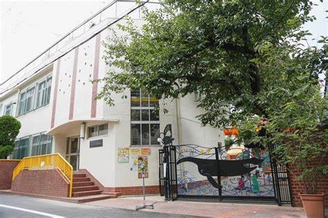 幼稚園・保育園　認定こども園みどり幼稚園（幼稚園・保育園）まで1557m