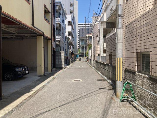 その他　前面道路（その他）まで1m