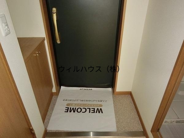 玄関　シューズボックスあり！