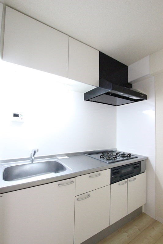 キッチン　※別部屋写真参照