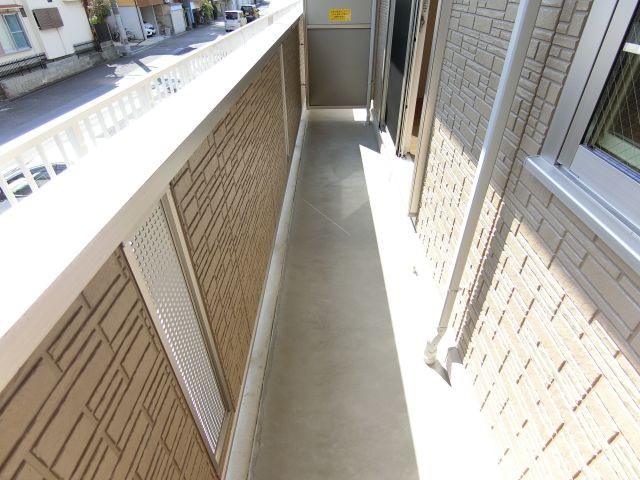 バルコニー　同物件別部屋イメージ写真