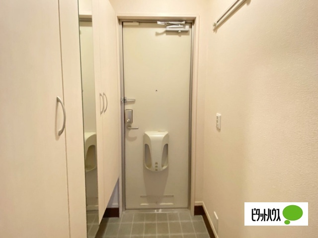 玄関　玄関
