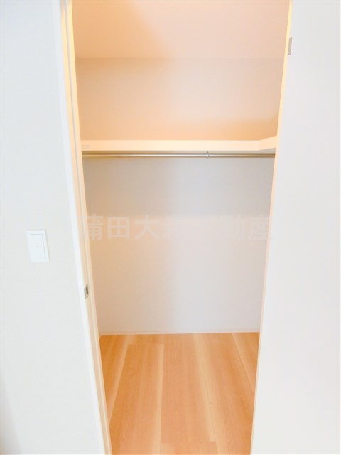 その他設備　洋室6帖の収納　ウォークインクローゼット