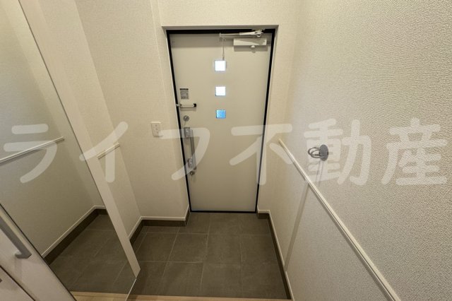 玄関　ゆったりとした玄関です