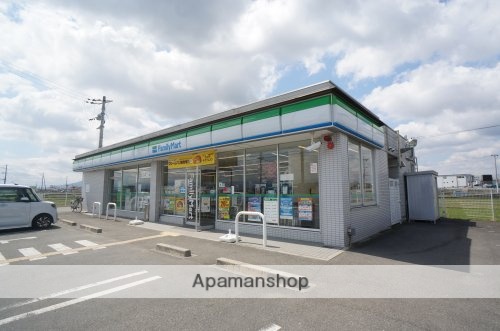 コンビニ　ファミリーマート　広陵町平尾店（コンビニ）まで354m