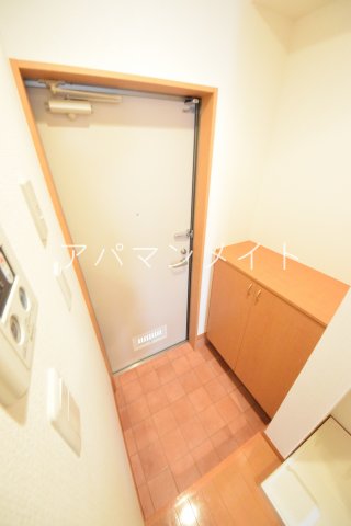 玄関　シンプルで使いやすい玄関です