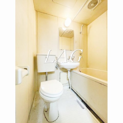 バス・シャワールーム　お風呂です。