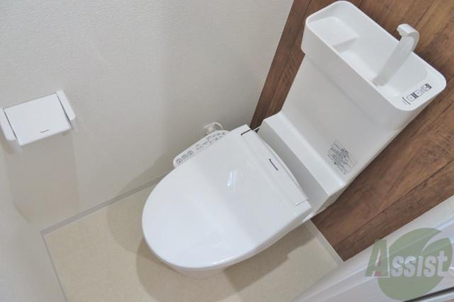 トイレ　シャワートイレは欠かせませんね！人類最大の発明です！