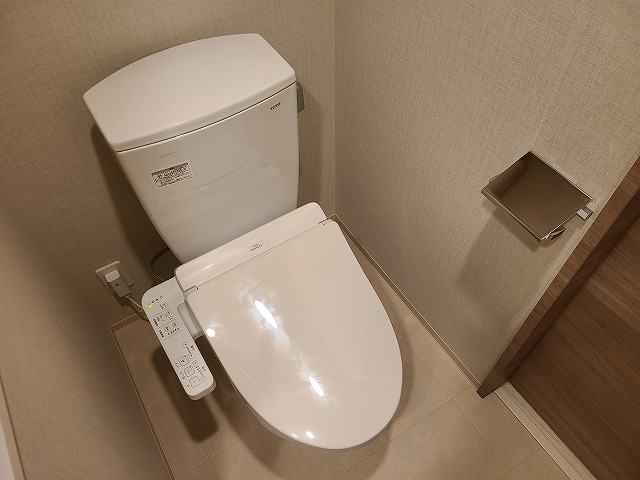 トイレ　別号室の参考写真です。