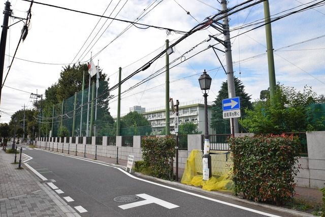 小学校　常盤小学校（小学校）まで897m