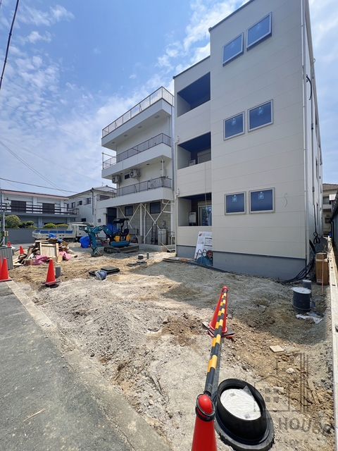 その他共有部分　外観（建設中）