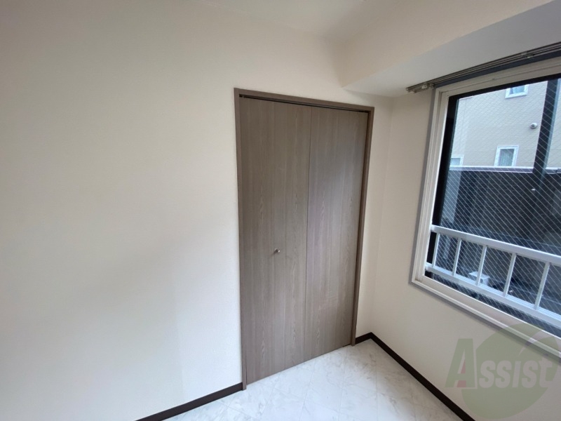 収納　寝室の収納です。部屋がすっきり片付きます。