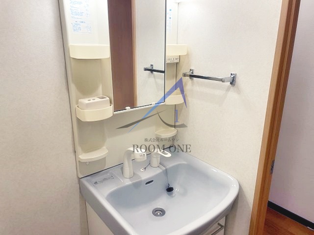 洗面設備　洗面台です。