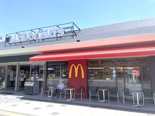 飲食店　マクドナルド豊田店（飲食店）まで566m