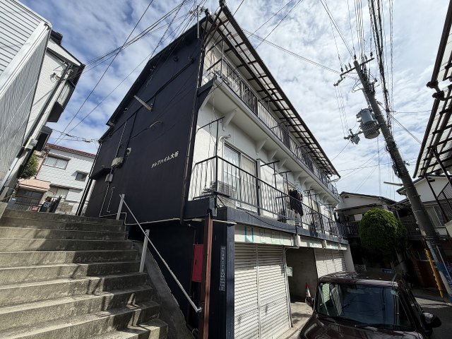 建物外観　落ち着いた雰囲気の外観です