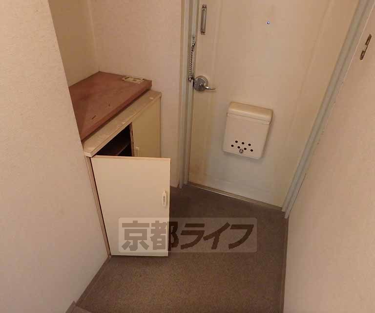 玄関　靴は揃えましょう