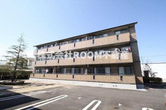 建物外観　外観は落ち着いています