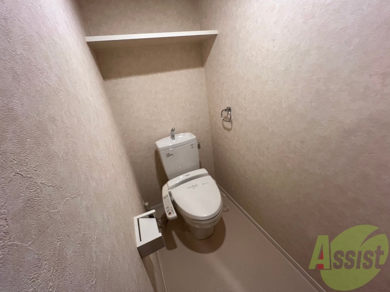 トイレ　トイレは温水洗浄便座付きなのでとても快適です