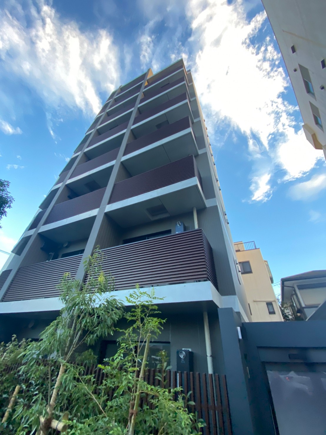 建物外観　記載の無料通話でリアルタイムな空室状況をお伝えいたします