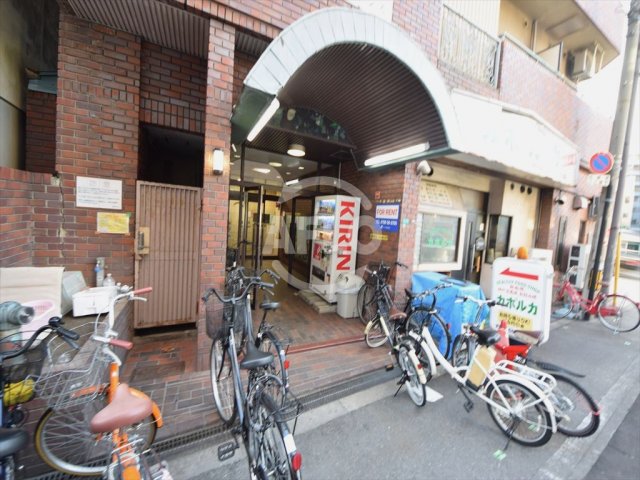 エントランス　大国町レジデンス　エントランス