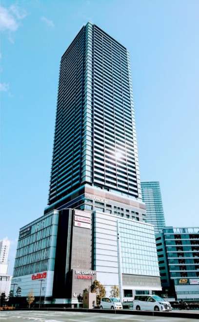 ショッピングセンター　BIG　FRONTひろしま（ショッピングセンター）まで305m