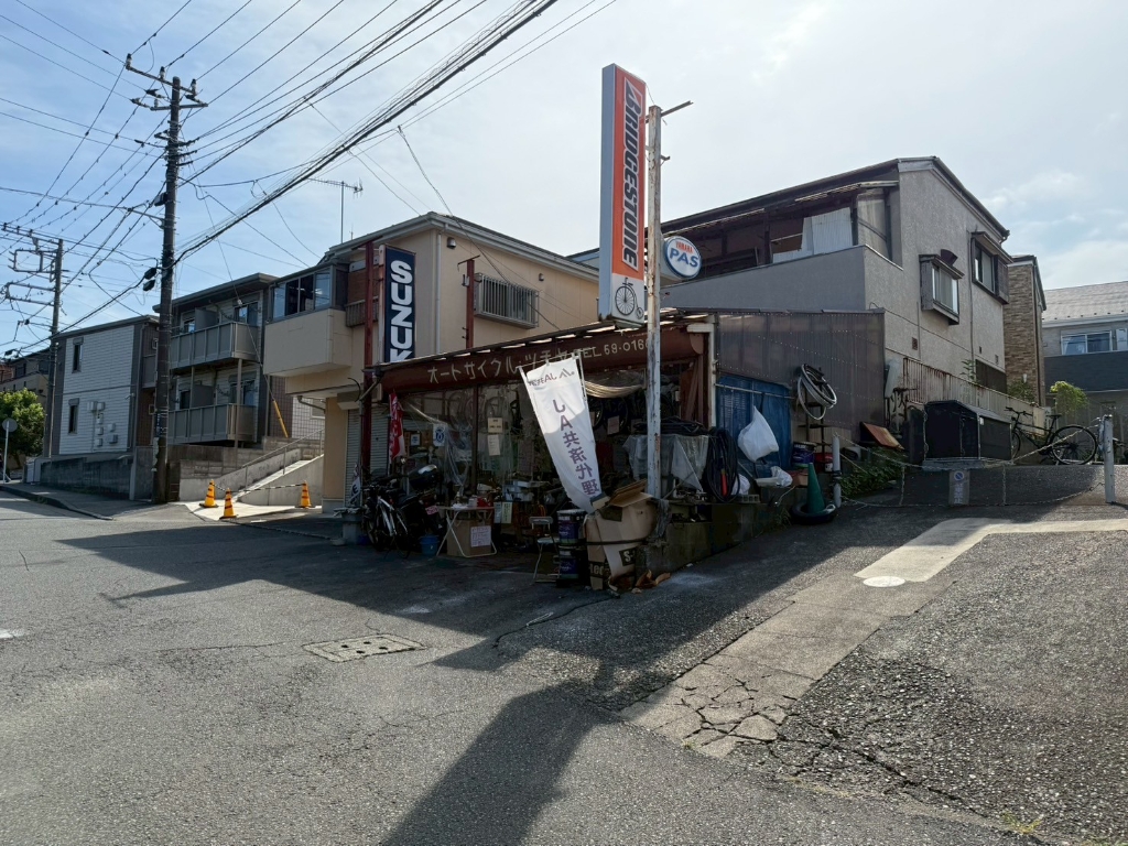 その他　オートサイクルツチヤ（その他）まで737m