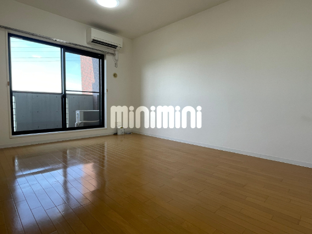居室・リビング　同タイプのお部屋の写真です
