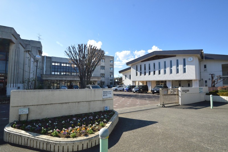 中学校　相模原市立鵜野森中学校　徒歩11分（中学校）まで853m