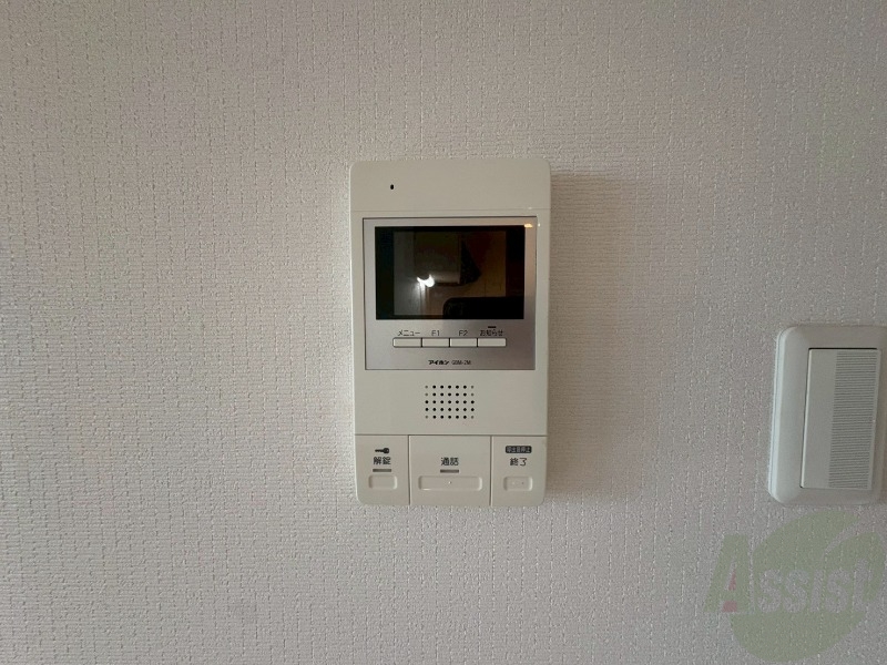 セキュリティ　インターホンです。オートロック付きで安心のマンションです。