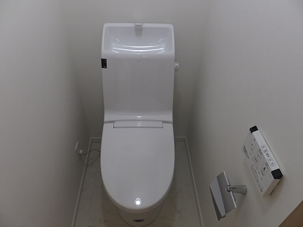 トイレ　トイレ