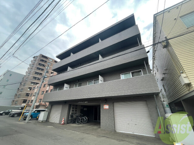 建物外観　札幌市中央区南４条西「グランメゾン南４」
